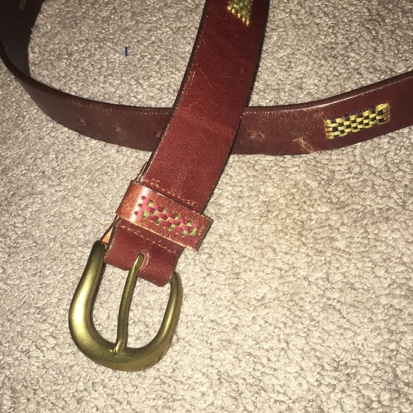 Fossil Leather Belt with Woven Design - Picture 2 of 7